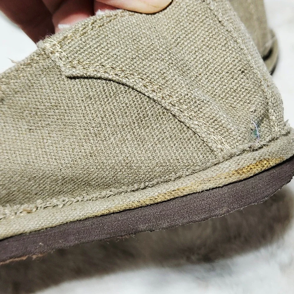 Red Head Tan Canvas Slip On Loafers 9M Casual Outdoor Shoes Gorpcore Lightweight